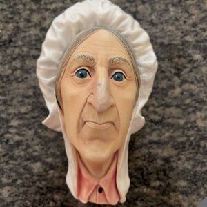 VINTAGE BOSSONS "BETSY TROTWOOD" CHALKWARE HEAD / ENGLAND